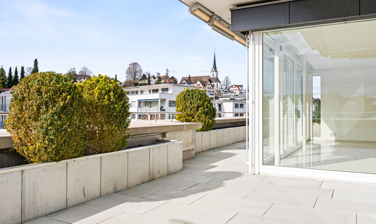 terrasse mit day time und from property