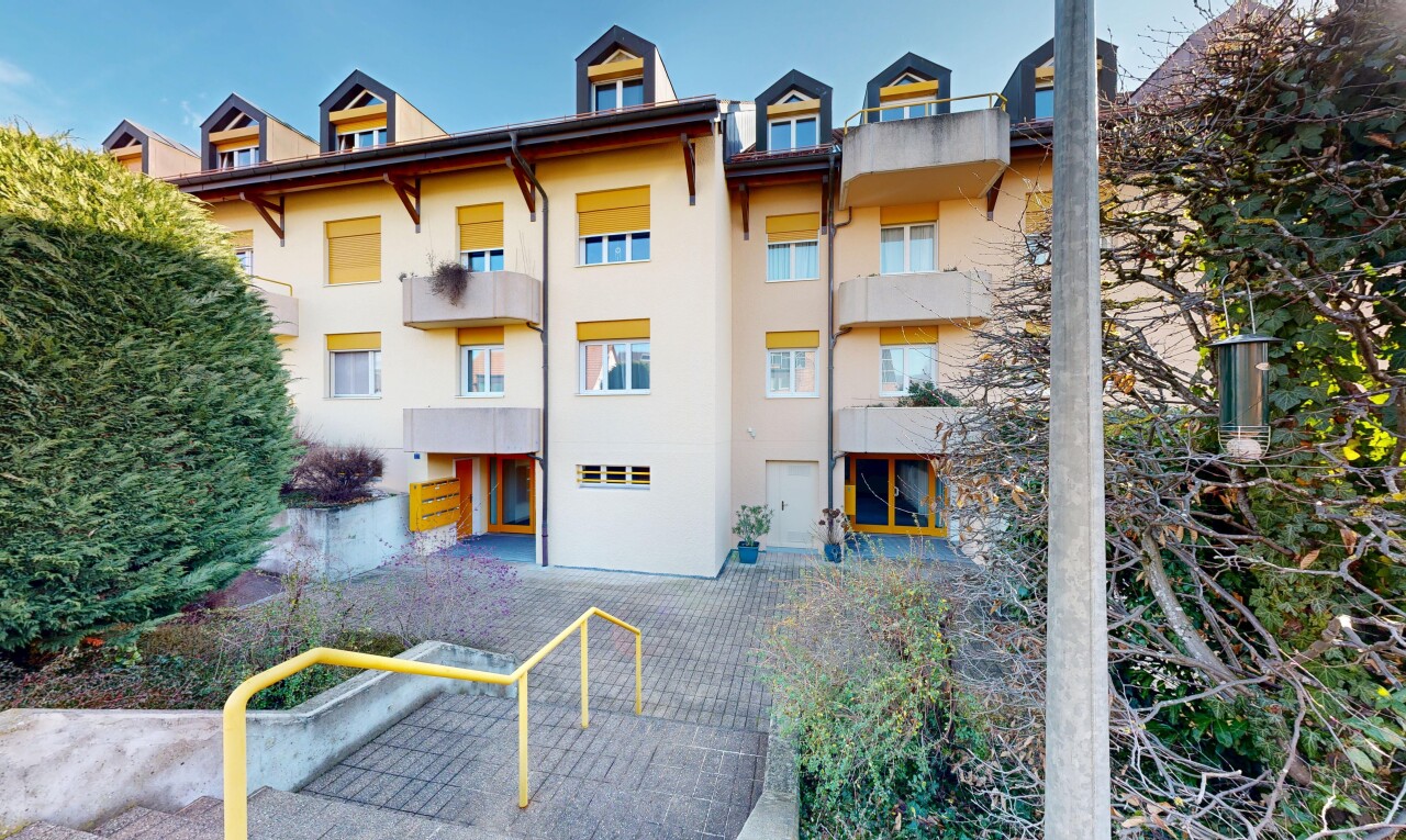 Spacieux duplex en attique à deux pas de la gare