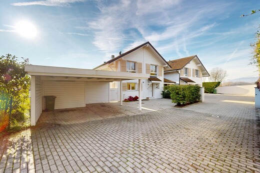 façade avec day time, bardage horizontal, et property visible