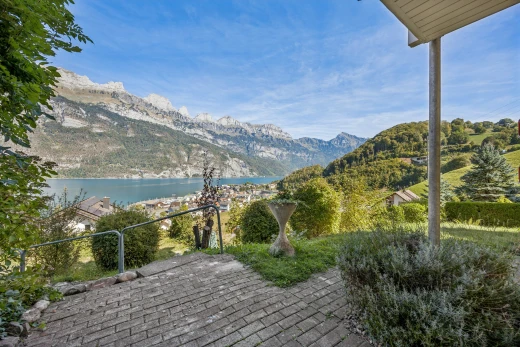 vue sur la montagne avec view focus, from property, day time, mountain view, et vue sur la montagne