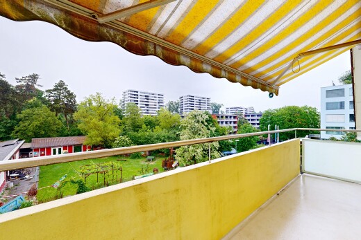 balcon avec from property, overcast, et balcon