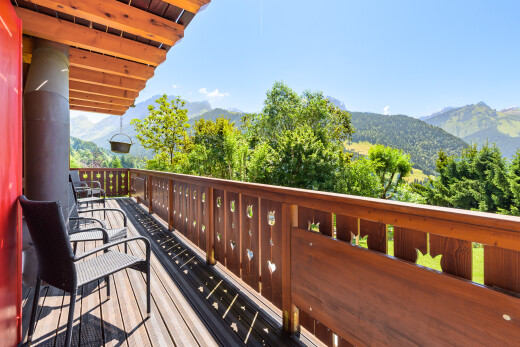 balcon avec vue sur la montagne, mountain view, from property, et day time