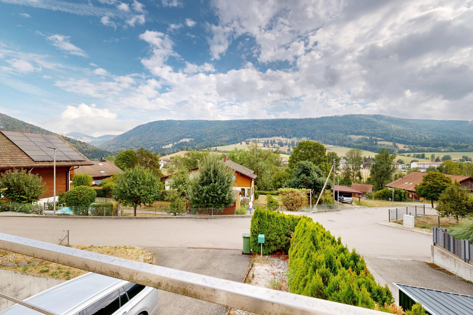 blick auf die berge mit blick auf die berge, mountain view, from property, view focus, und day time