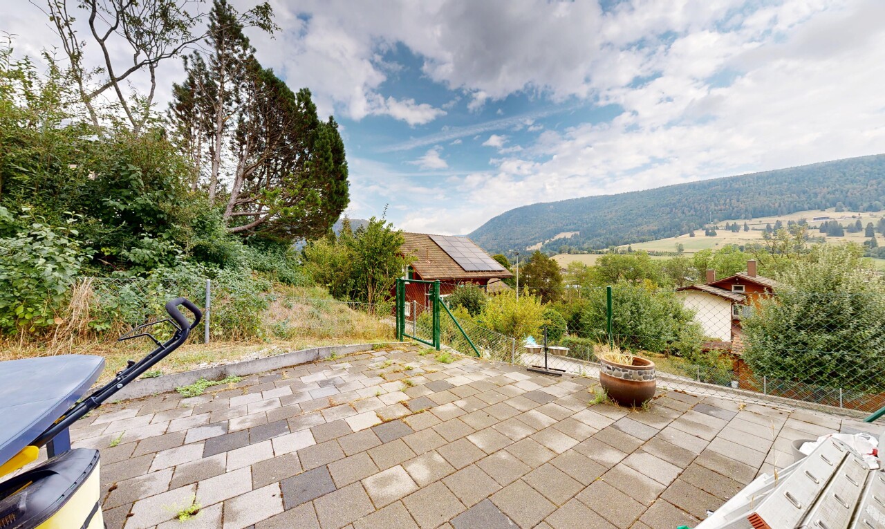 terrasse mit from property, terrasse, view focus, day time, und tor