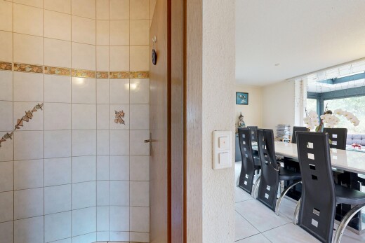esszimmer mit inside property, tile floor, fliesenboden, und light floor