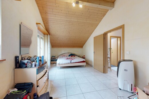 chambre avec plafond voûté, vaulted ceiling, plafond en bois, wood ceiling, et high end ceiling