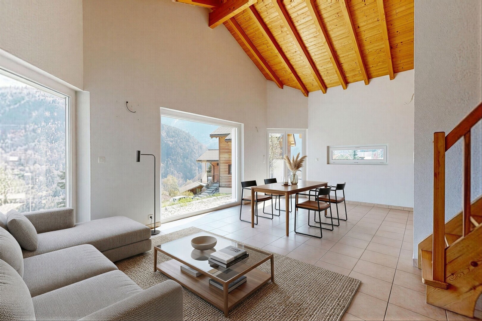 leerer raum mit hohe decke, high ceiling, inside property, treppen, und dachschräge