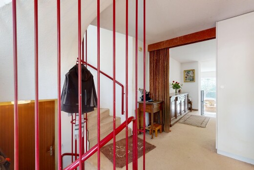 halle / korridor mit gipskartonwand, drywall, und inside property