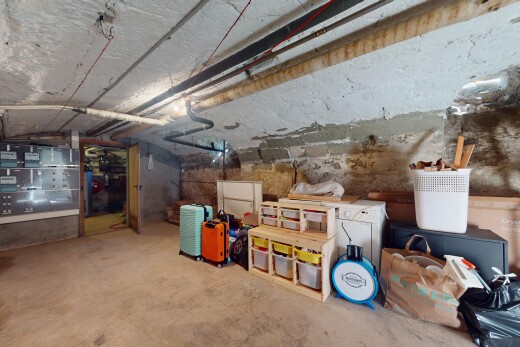 garde-manger avec sous-sol
