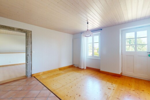 leerer raum mit natürliches licht, natural light, inside property, gipskartonwand, und drywall
