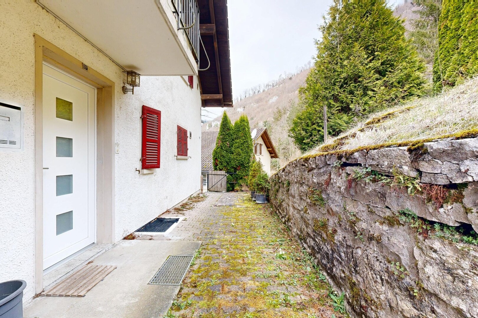 espace extérieur avec clôture