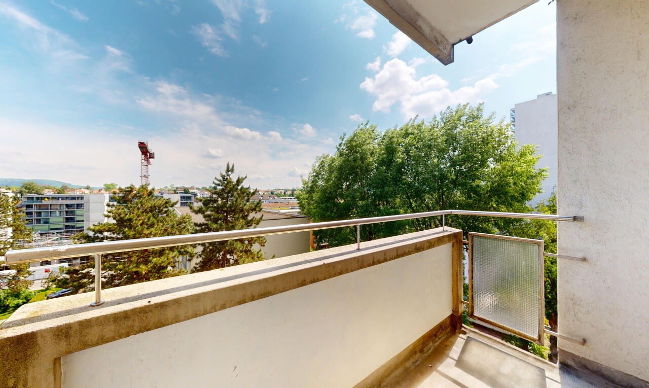 balcon avec balcon, day time, et from property