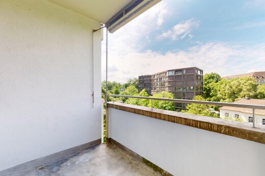 balkon mit from property, day time, und balkon