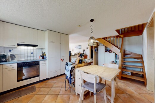 küche mit ofen, light floor, inside property, pendant lighting, und pendelleuchte