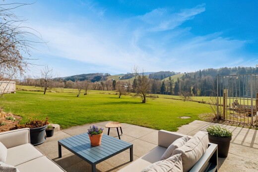 terrasse mit wohnraum im freien, from property, terrasse, day time, und rasen