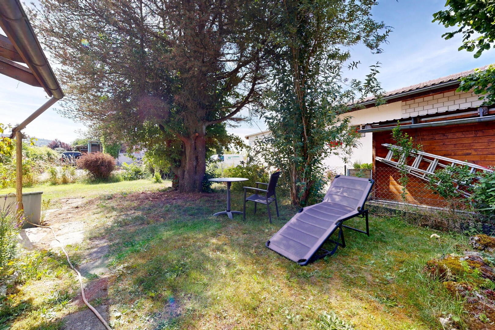 garden featuring a yard