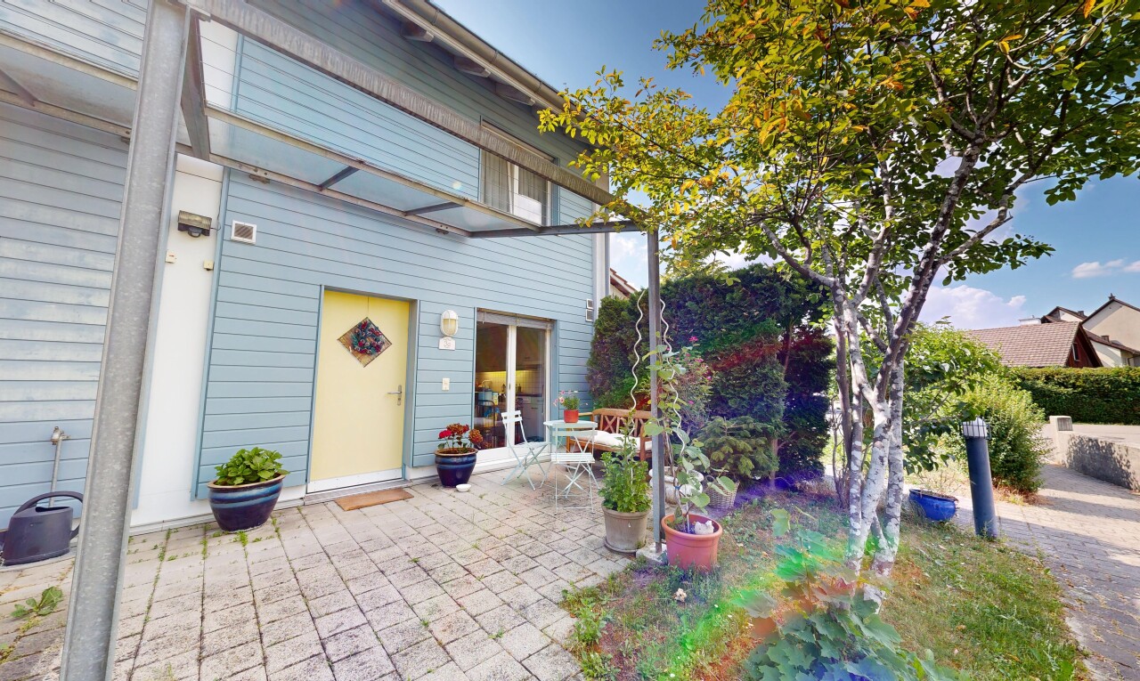 terrasse mit terrasse, from property, und day time