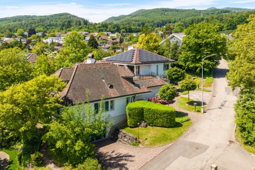 garten mit day time, forest view, waldblick, und property visible