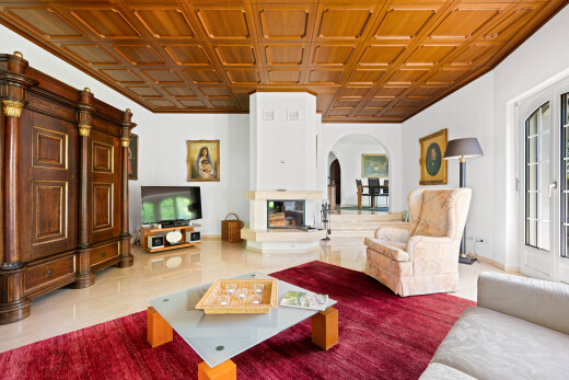 wohnzimmer mit blechdecke, tin ceiling, inside property, gipskartonwand, und drywall