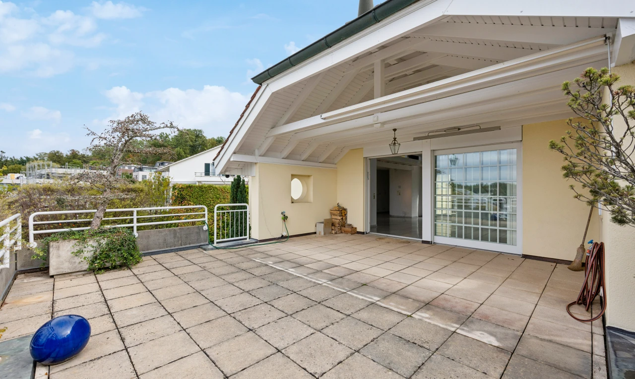 terrasse mit day time und from property