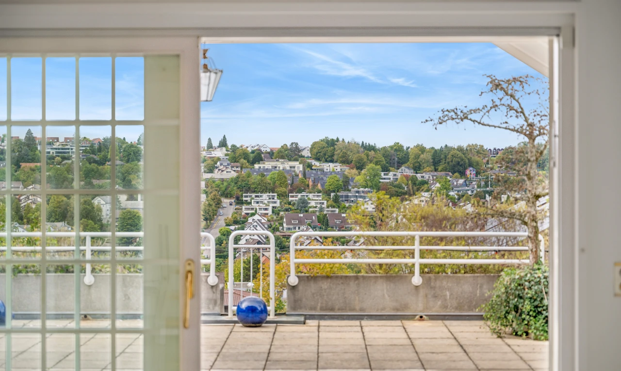 balkon mit balkon, day time, und view focus