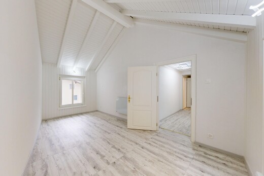 unfurnished room featuring light wood-type flooring
