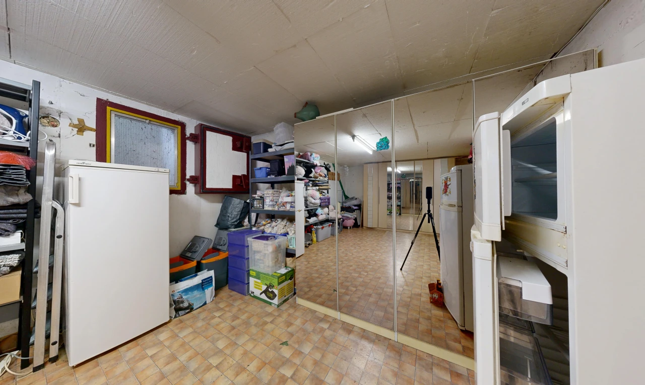 garde-manger avec sous-sol