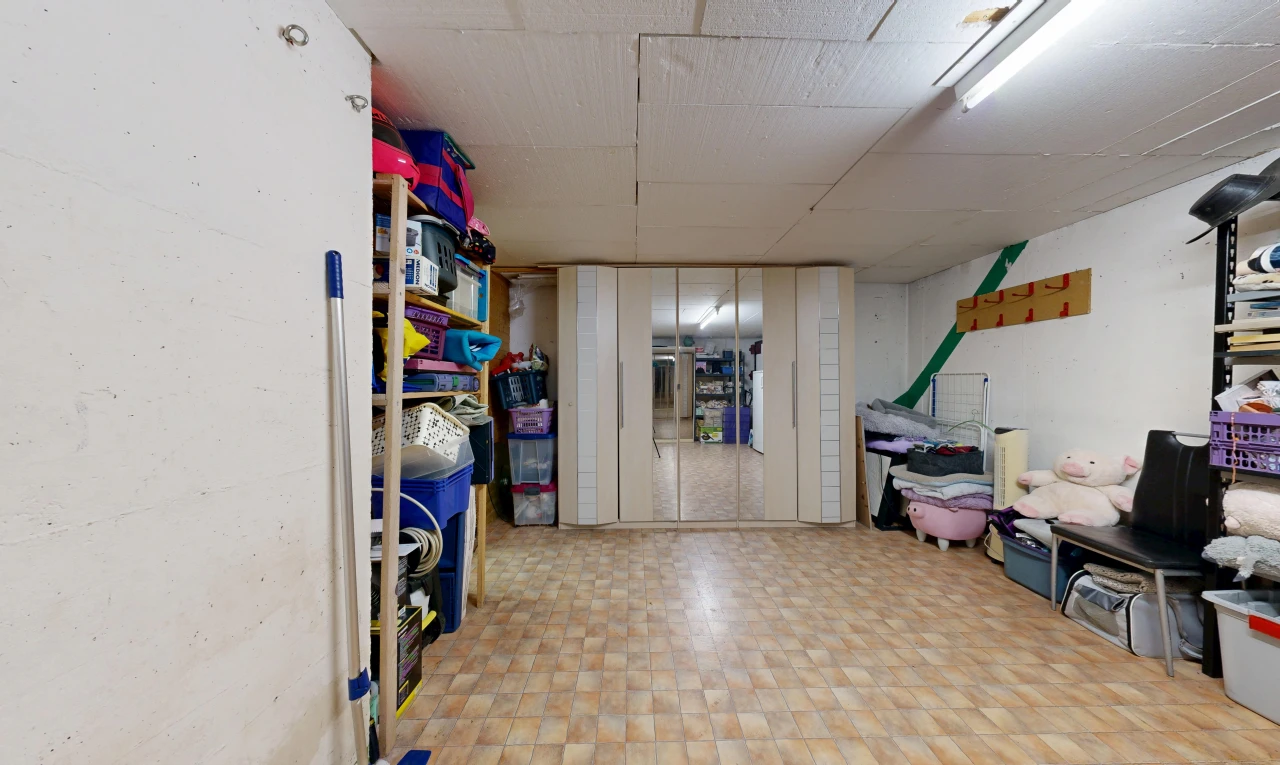 espace intérieur avec inside property