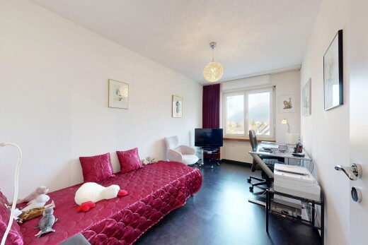 zimmer / schlafzimmer mit gipskartonwand, drywall, bürobereich, inside property, und natürliches licht