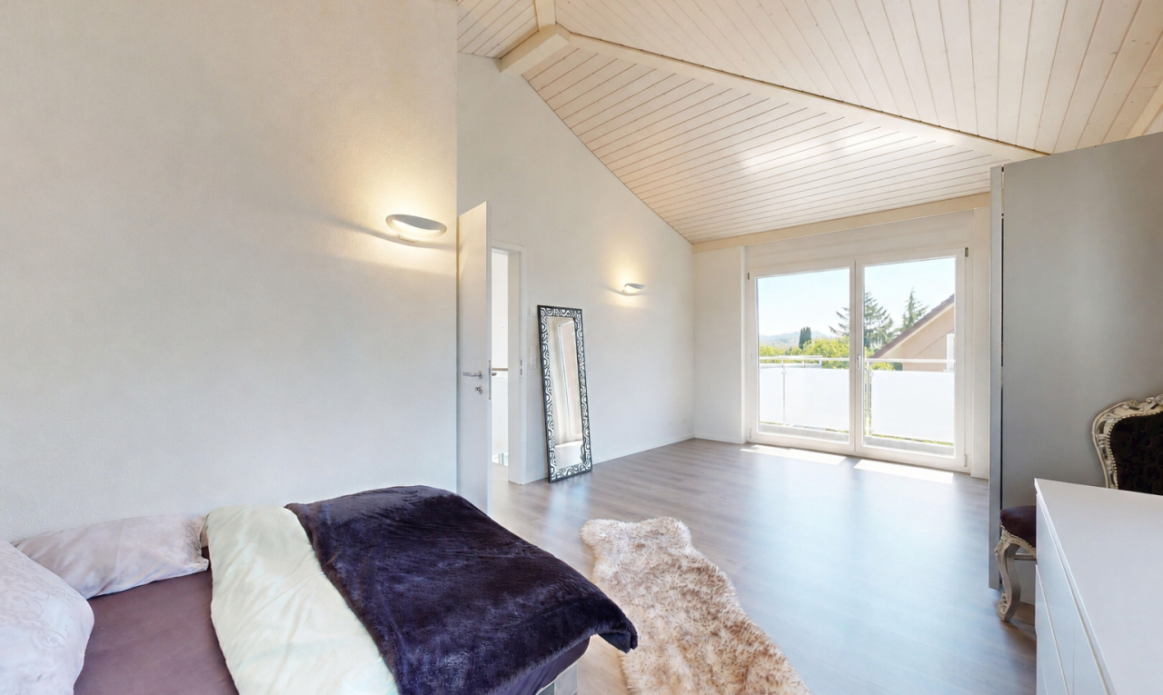 wohnzimmer mit high end ceiling, vaulted ceiling, dachschräge, high ceiling, und hohe decke