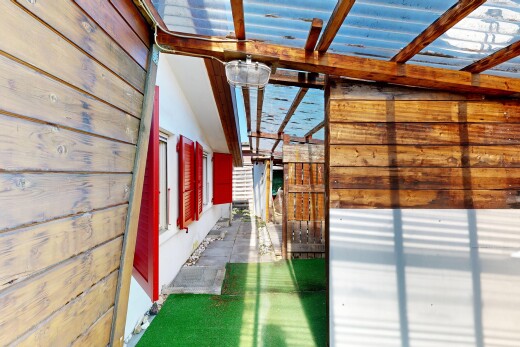 espace extérieur avec pergola