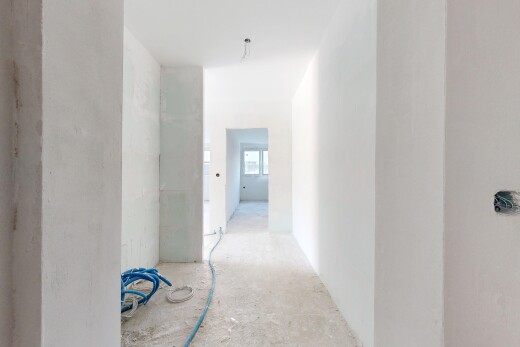 couloir avec inside property et unfinished floor