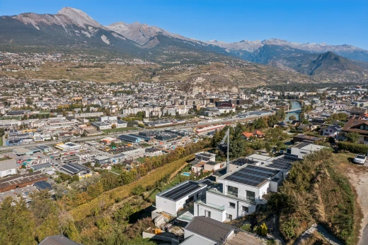 vue sur la montagne avec vue sur la montagne, mountain view, day time, vue résidentielle, et residential view