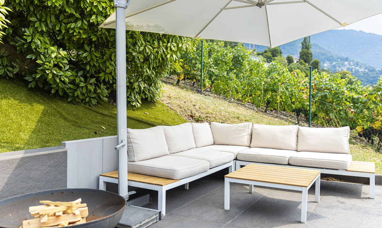 terrasse mit rasen, from property, terrasse, und wohnraum im freien