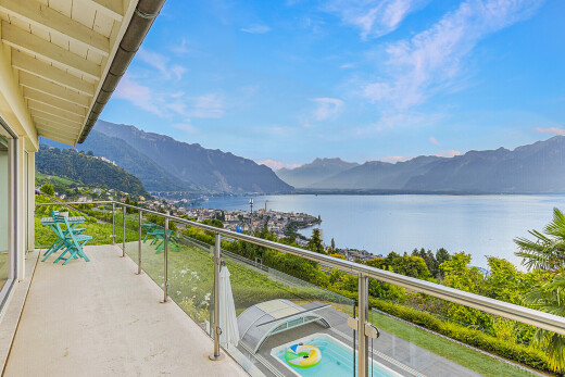 vue sur la montagne avec from property, vue sur l'eau, water view, vue sur la montagne, et mountain view