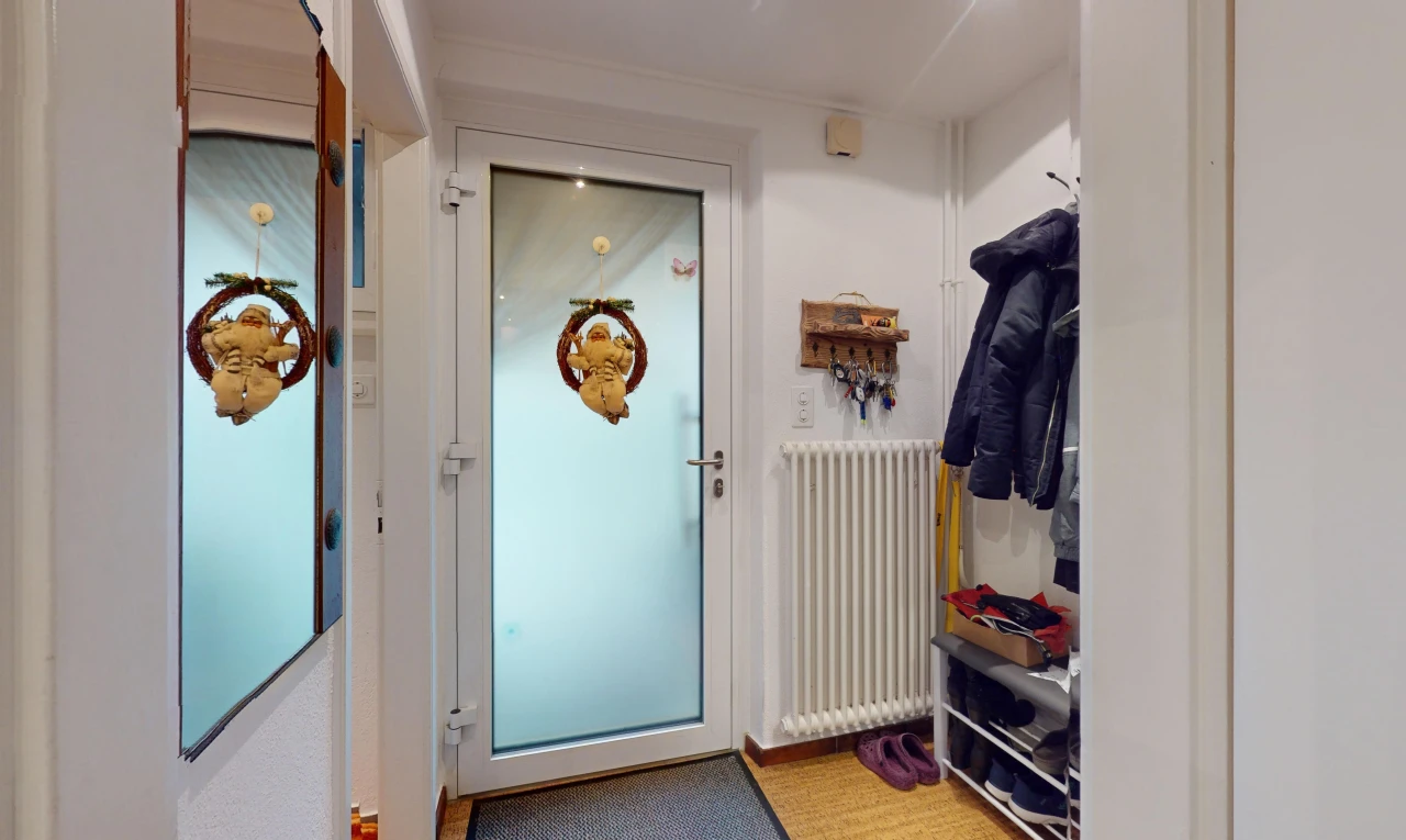 couloir avec radiateur