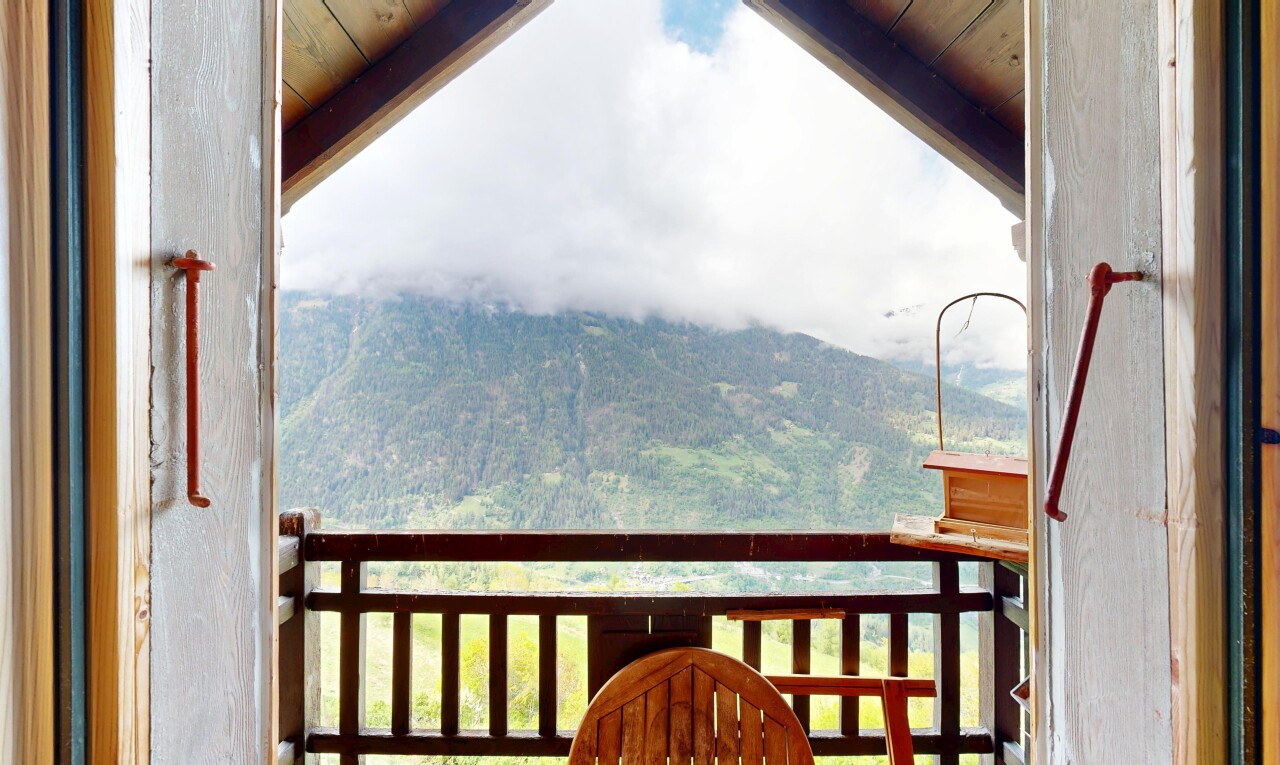 balcon avec balcon et from property