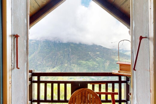 balcon avec balcon et from property