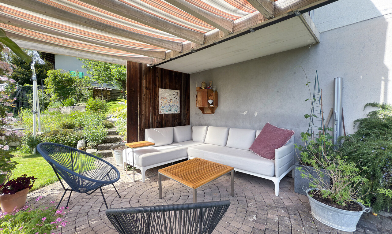 terrasse mit from property, terrasse, und wohnraum im freien