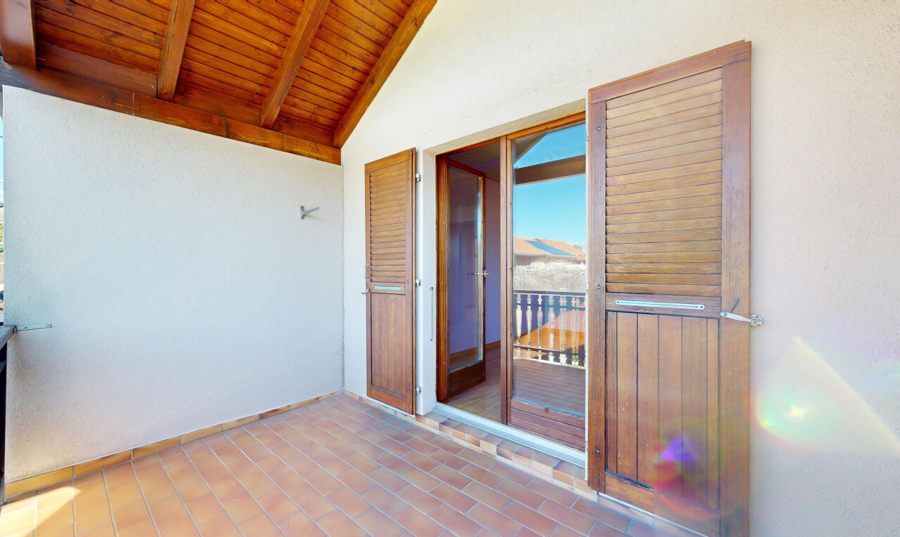 terrasse avec terrasse, day time, et inside property