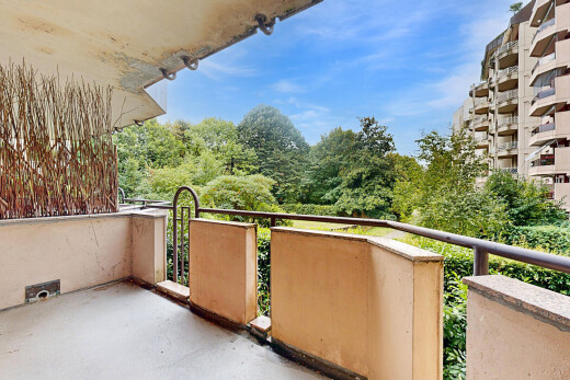 balcon avec from property, balcon, day time, vue sur les bois, et woods view