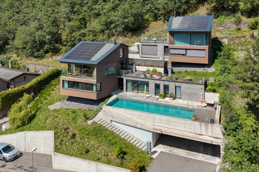 schwimmbad mit schwimmbad