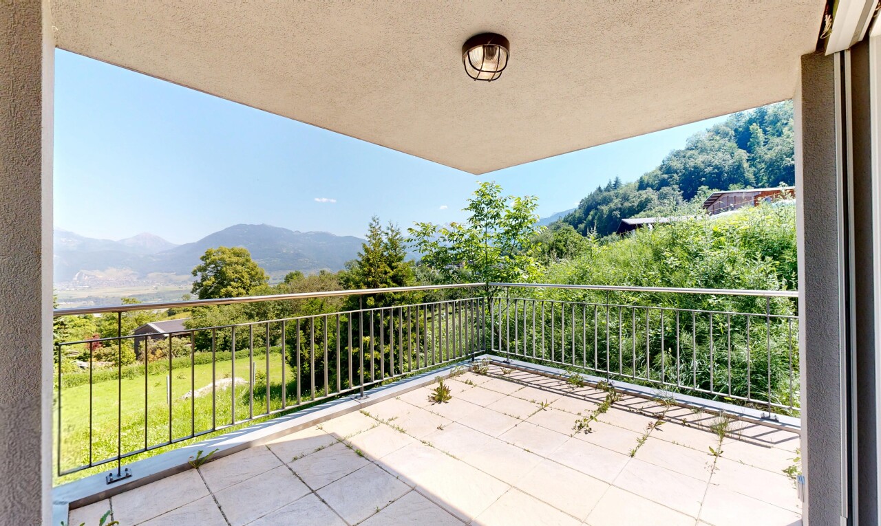 balcon avec from property, day time, mountain view, et vue sur la montagne
