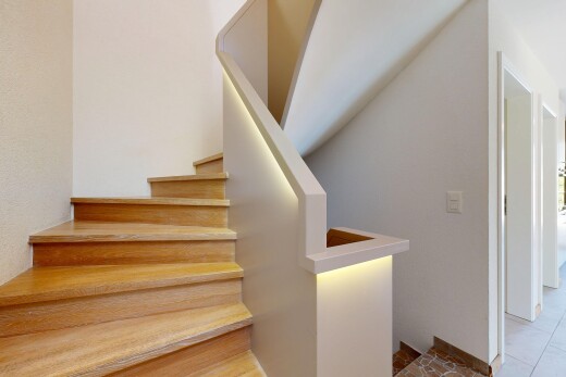 escaliers avec escaliers et inside property