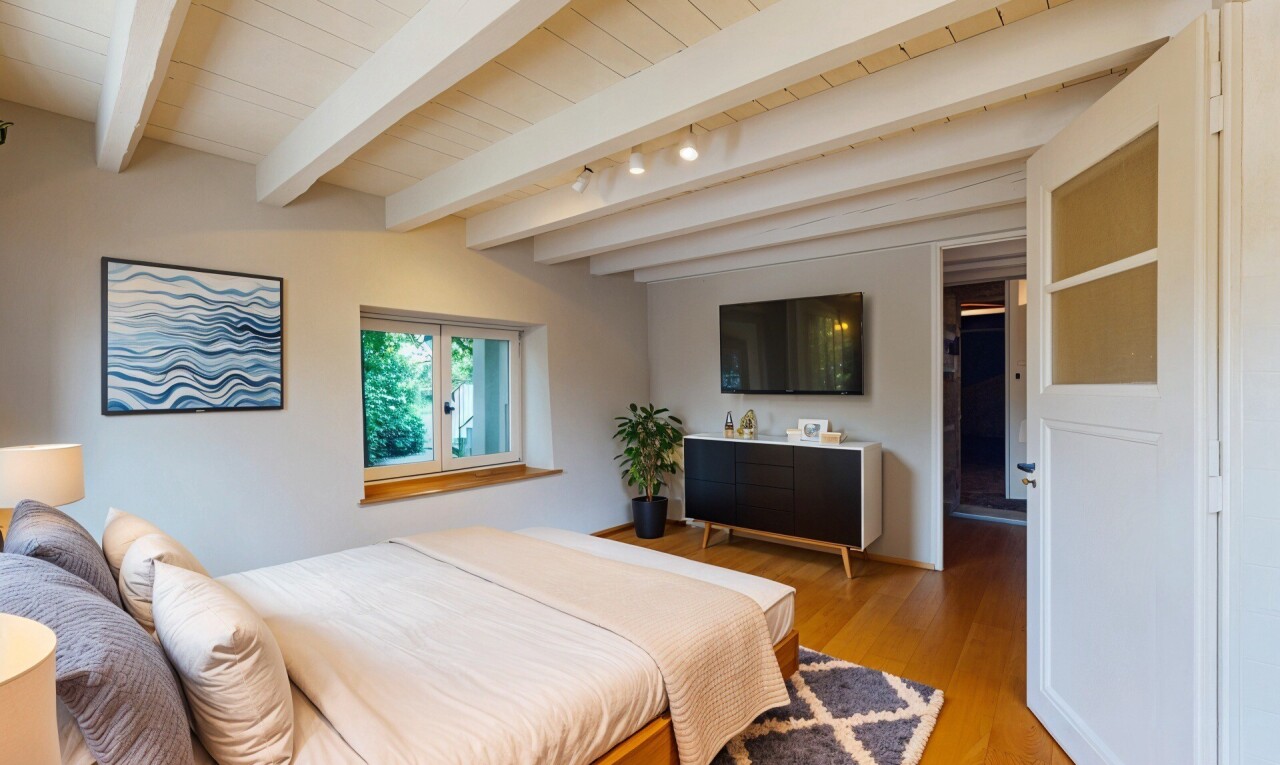 pièce vide avec cloison sèche, drywall, lumière naturelle, natural light, et inside property