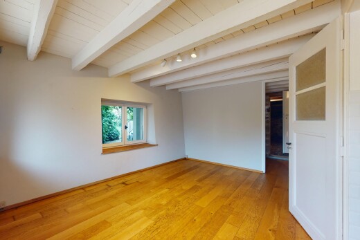 pièce vide avec cloison sèche, drywall, lumière naturelle, natural light, et inside property