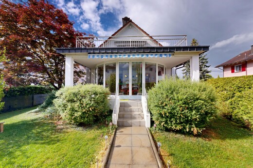 außenansicht mit französische türen, rasen, from property, schornstein, und veranda