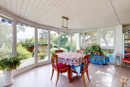 esszimmer mit wintergarten, holzdecke, wood ceiling, natürliches licht, und natural light