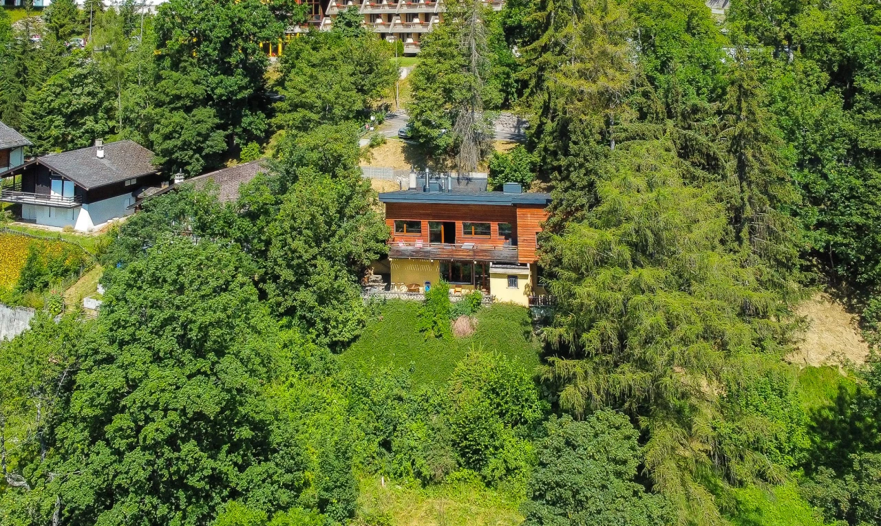 espace extérieur avec balcon