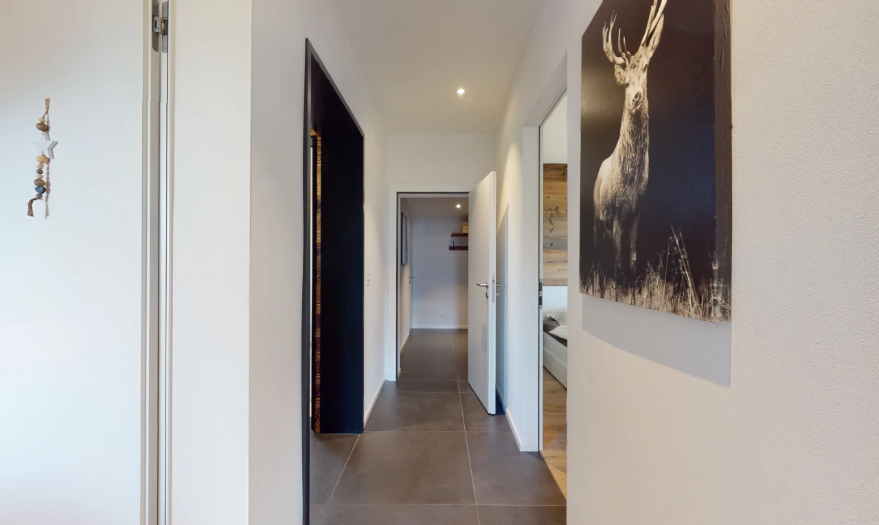 couloir avec carrelage